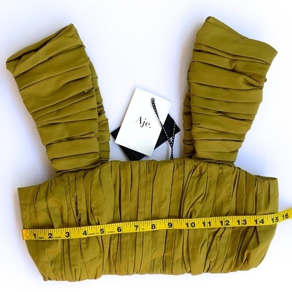 Aje. NWT Women's Green Medina Ruched Cropped Top Green Size 6 - Picture 6 of 10